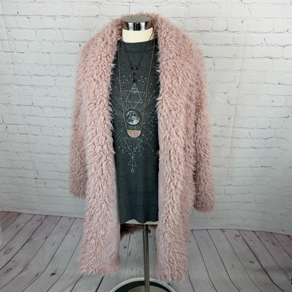 Wild Fable Pink Whimsigoth Fairycore open front coat faux fur Size Large